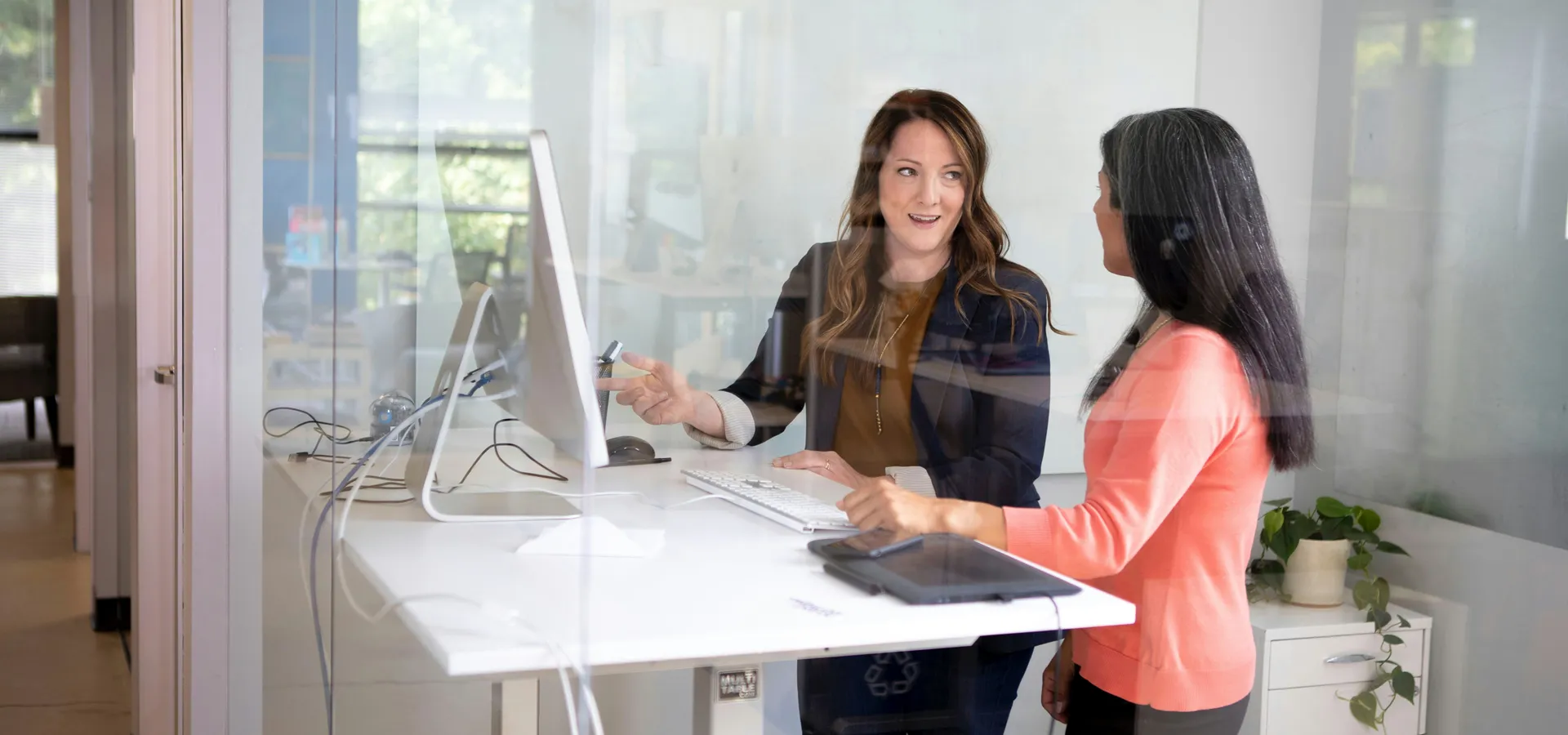 linkedin-sales-solutions-qbDiSp5IqxA-unsplash